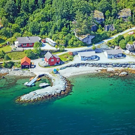 Beautiful In Omastrand With Wifi Holiday home